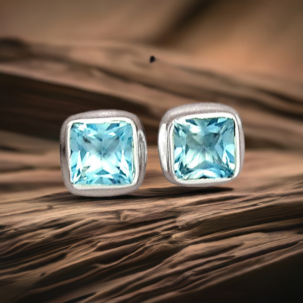 925 Sterling Silver Earrings In Genuine Blue Topaz Gemstone 925SE2761
