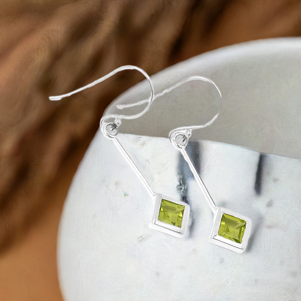 925 Sterling Silver Handmade Earrings In Peridot Gemstone Jewelry 925SE454
