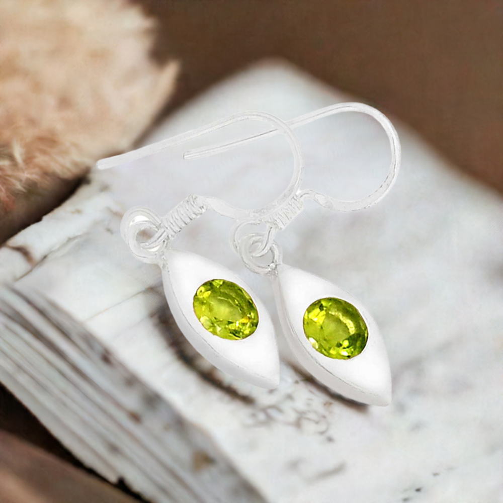 Fine 925 Sterling Silver Earrings In Natural Peridot Gemstone 925SE463