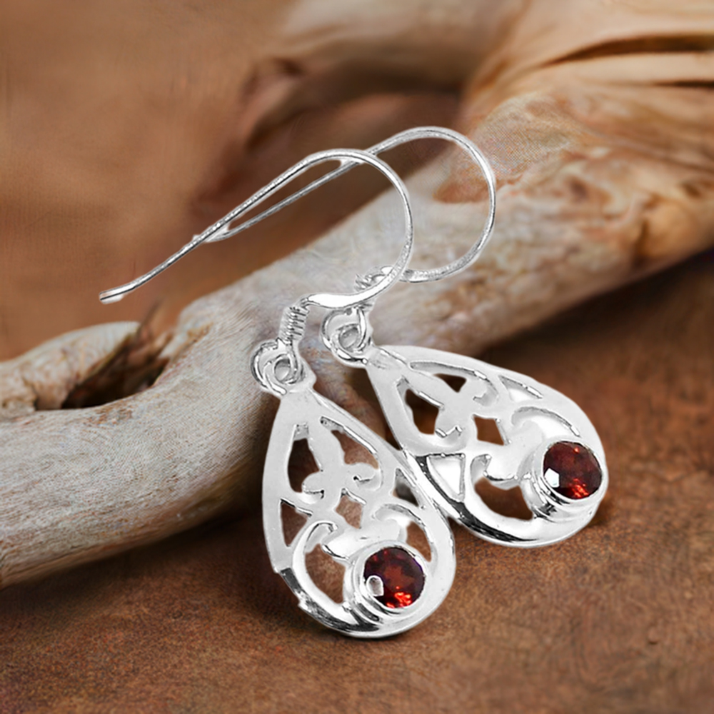 925 Sterling Silver Earrings In Garnet Gemstone Jewelry 925SE512