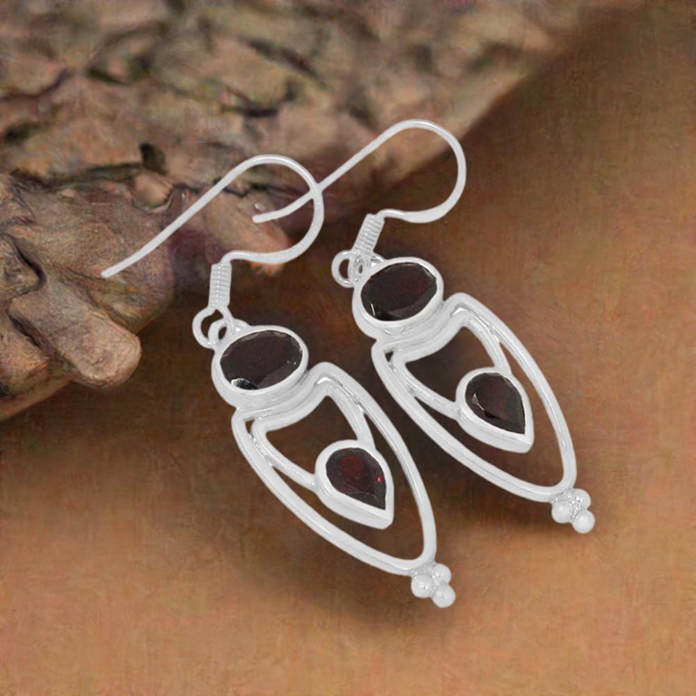 925 Sterling Silver Earrings In Garnet Gemstone Jewelry 925SE593