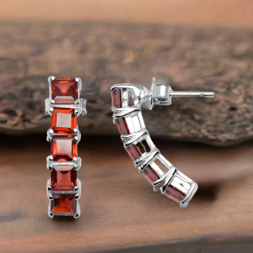 925 Sterling Silver Earrings In Genuine Garnet Gemstone 925SE957