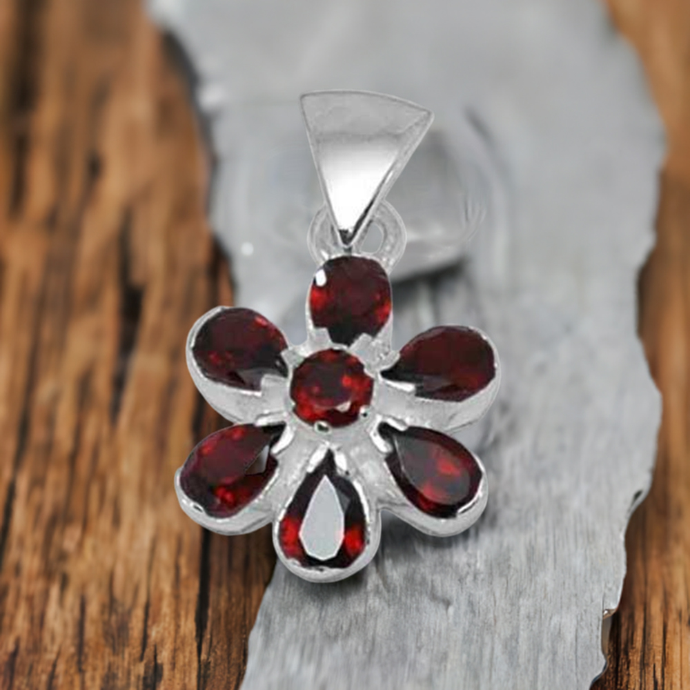 Garnet Gemstone Handmade Pendants In Solid Sterling Silver Jewelry 925SP1402