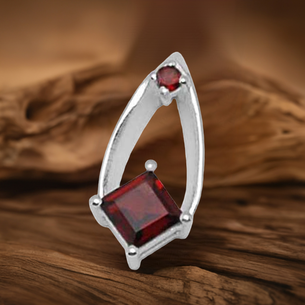 925 Fine Silver Pendants In Garnet Gemstone Jewelry 925SP1440