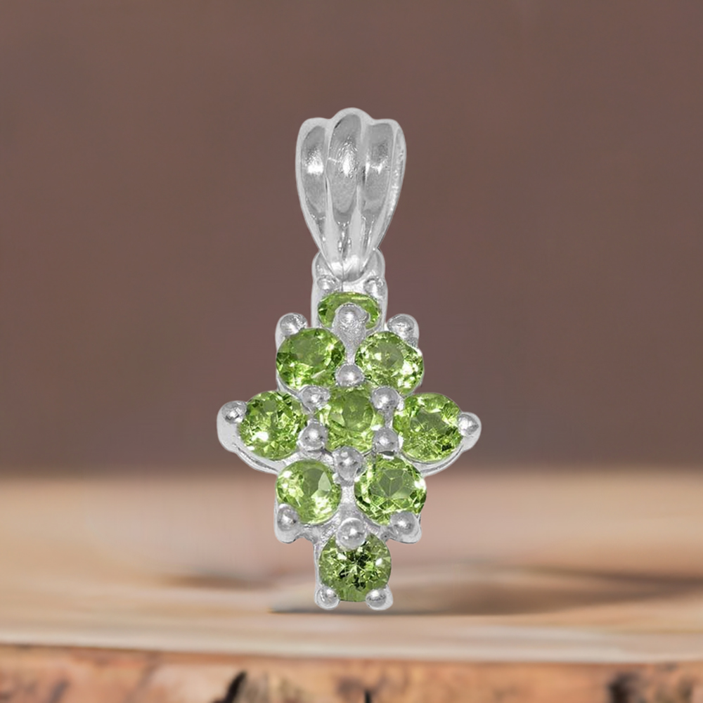 925 Solid Silver Pendants In Peridot Gemstone Jewelry 925SP1489