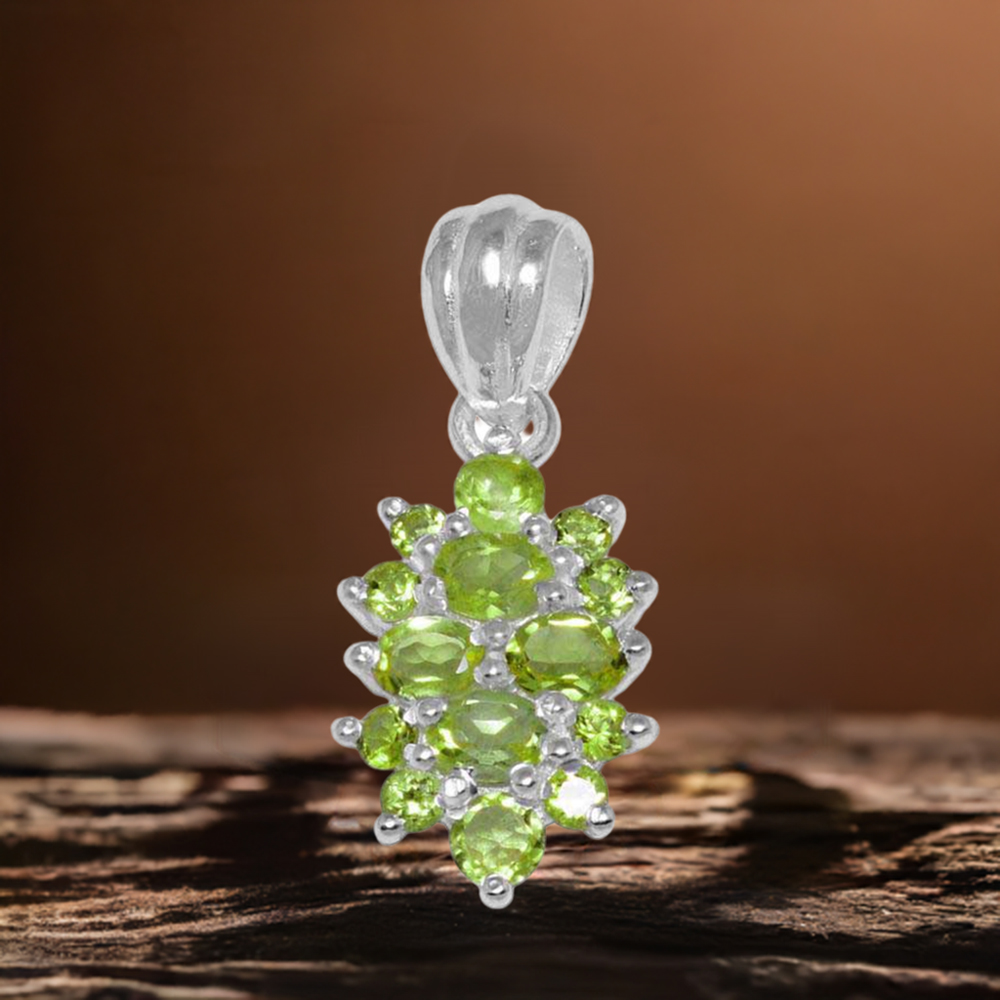 Peridot Gemstone Pendants In Fine Sterling Silver Jewelry 925SP1493