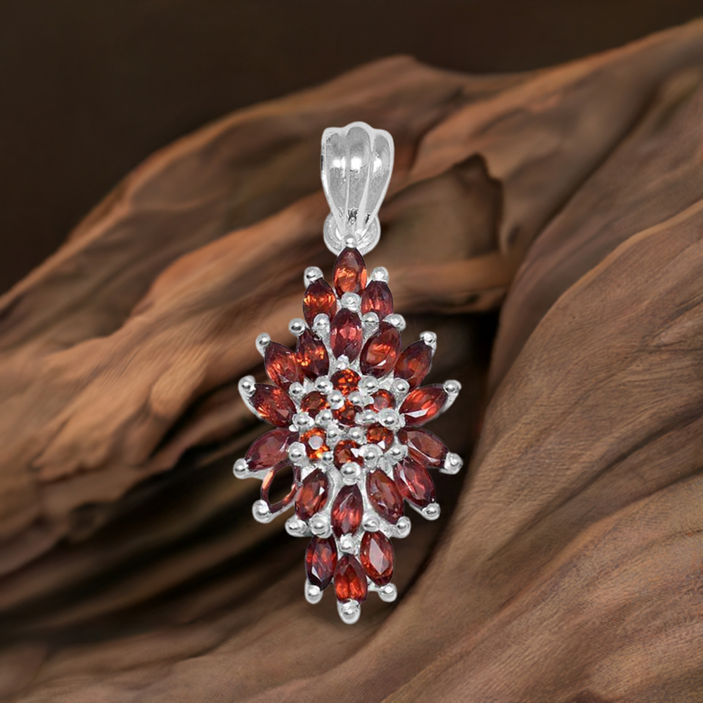Garnet Gemstone Pendants In 925 Solid Silver Jewelry 925SP1494