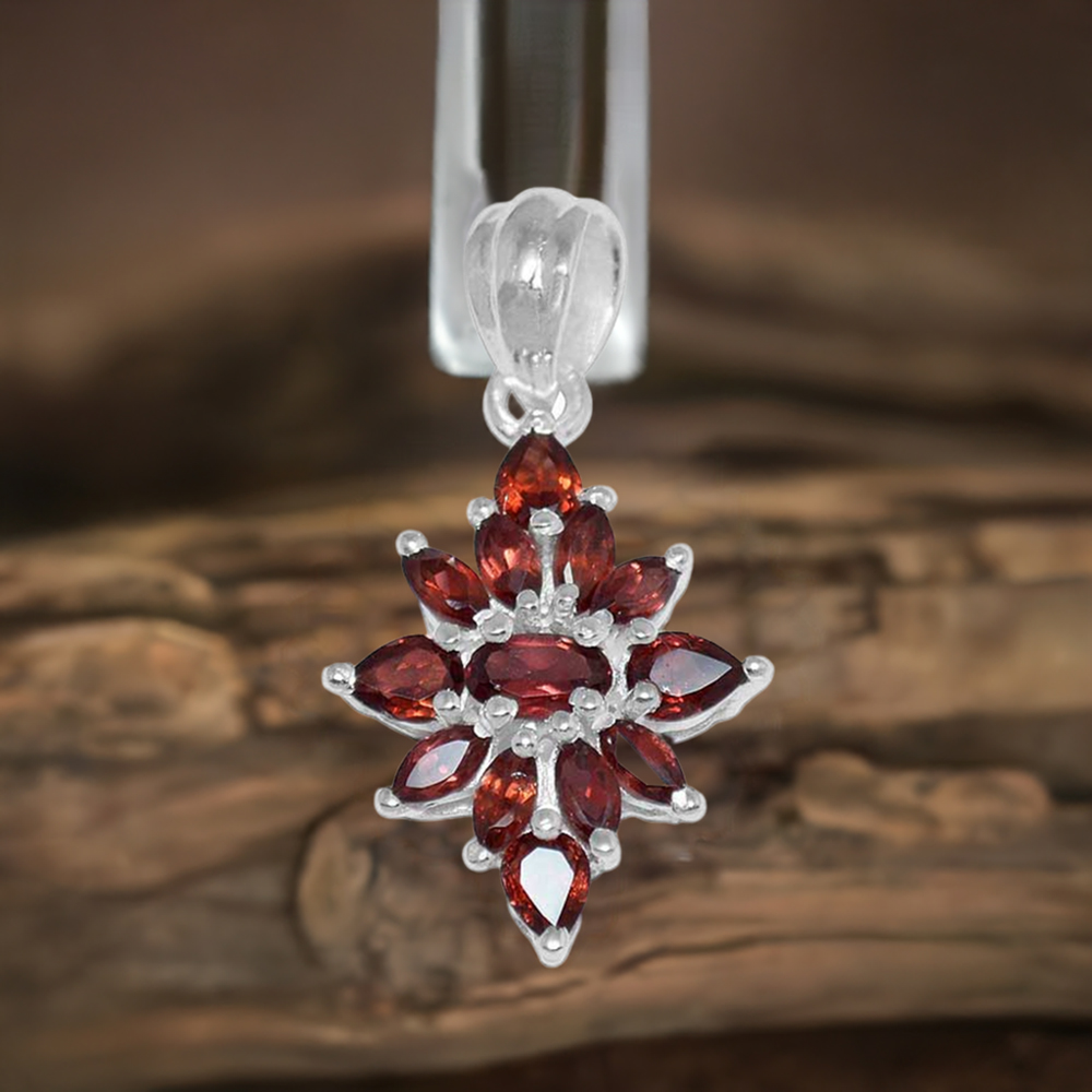 925 Sterling Silver Handmade Pendants In Garnet Gemstone Jewelry 925SP1516