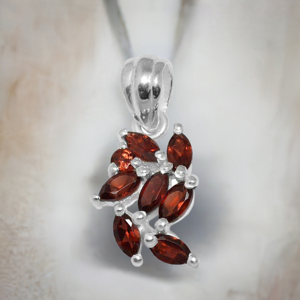 925 Fine Silver Pendants In Garnet Gemstone Jewelry 925SP1520