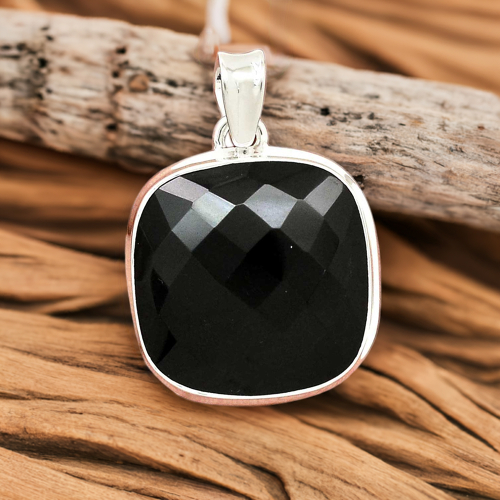 925 Sterling Silver Handmade Pendants In Black Onyx Gemstone Jewelry 925SP161