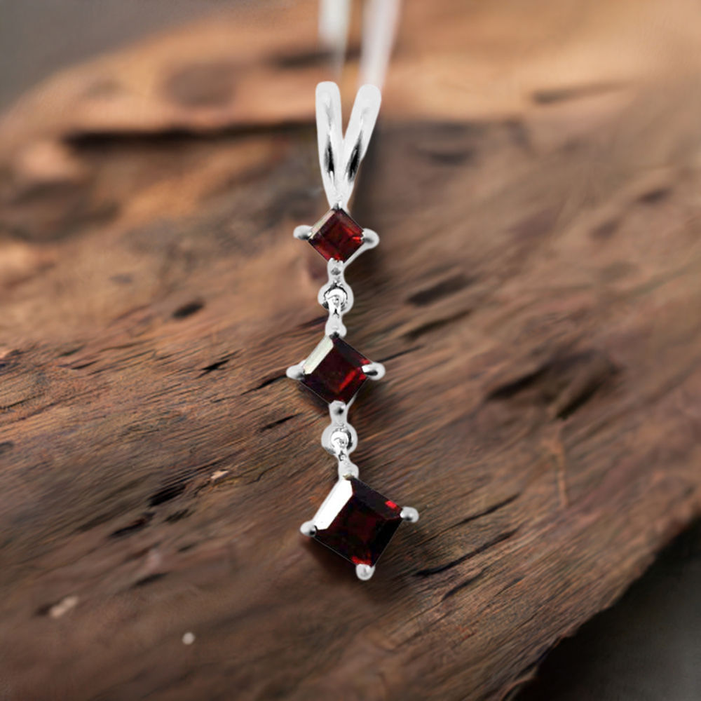 925 Solid Silver Pendants In Garnet Gemstone Jewelry 925SP214-1