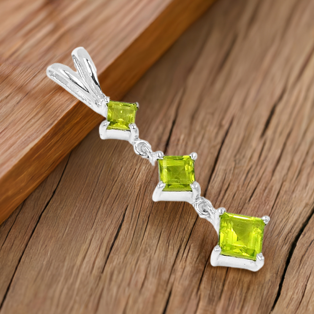 925 Solid Silver Pendants In Peridot Gemstone Jewelry 925SP214-6