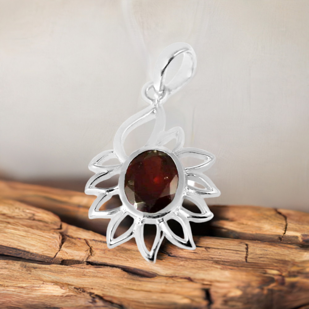 Garnet Gemstone Pendants In 925 Solid Silver Jewelry 925SP218-6