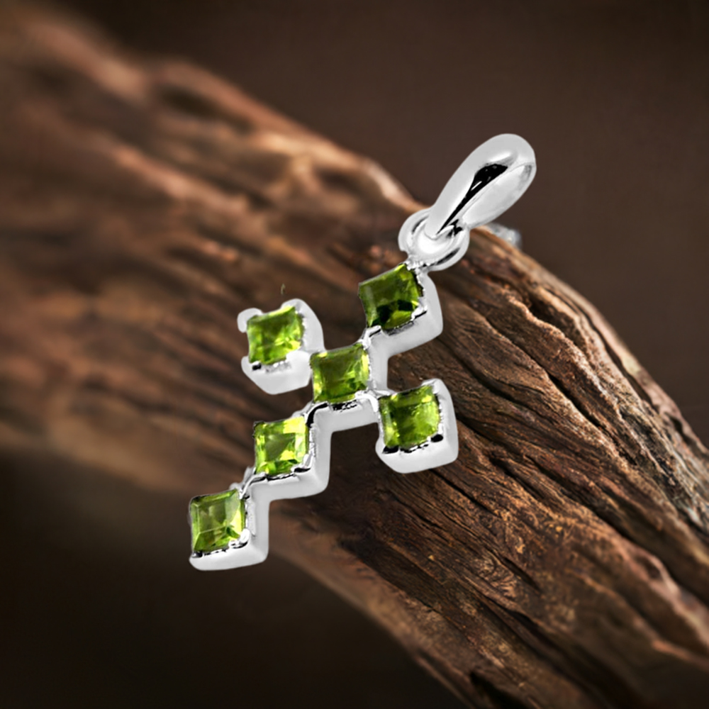 Solid Sterling Silver Pendants In Peridot Gemstone Jewelry 925SP228-6