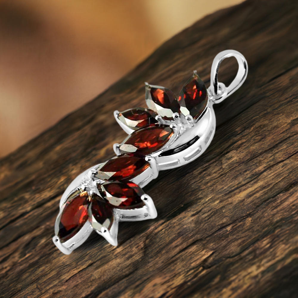 Garnet Gemstone Pendants In Solid Sterling Silver Jewelry 925SP241-2