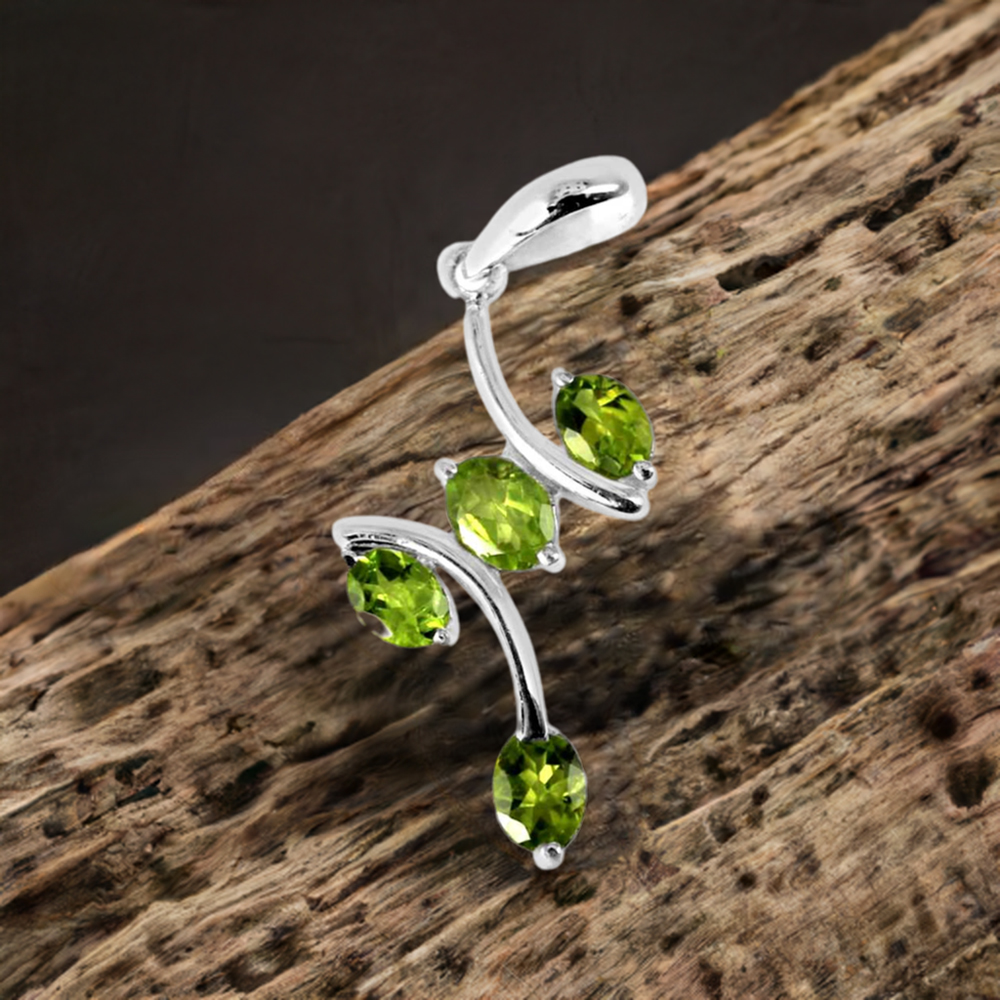 Peridot Gemstone Pendants In 925 Solid Silver Jewelry 925SP243-6