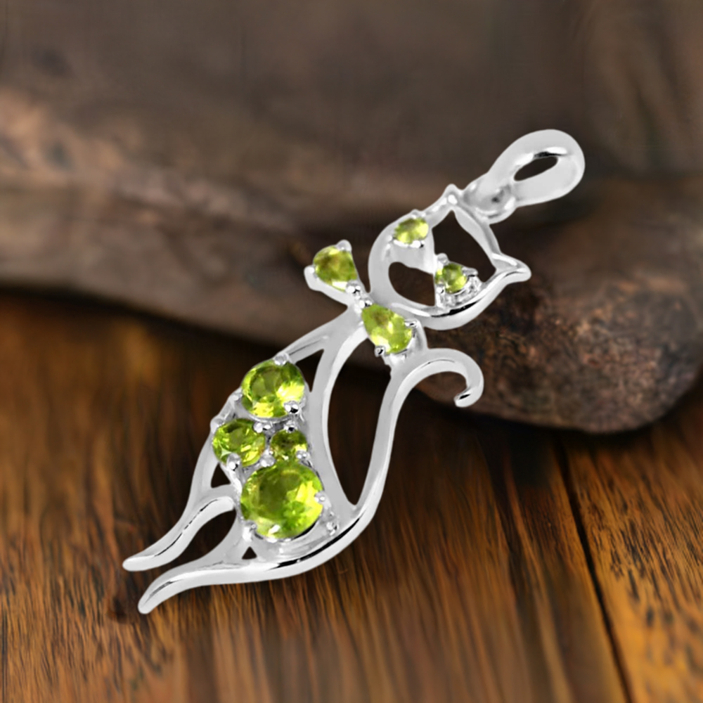 Peridot Gemstone Pendants In 925 Solid Silver Jewelry 925SP244-4