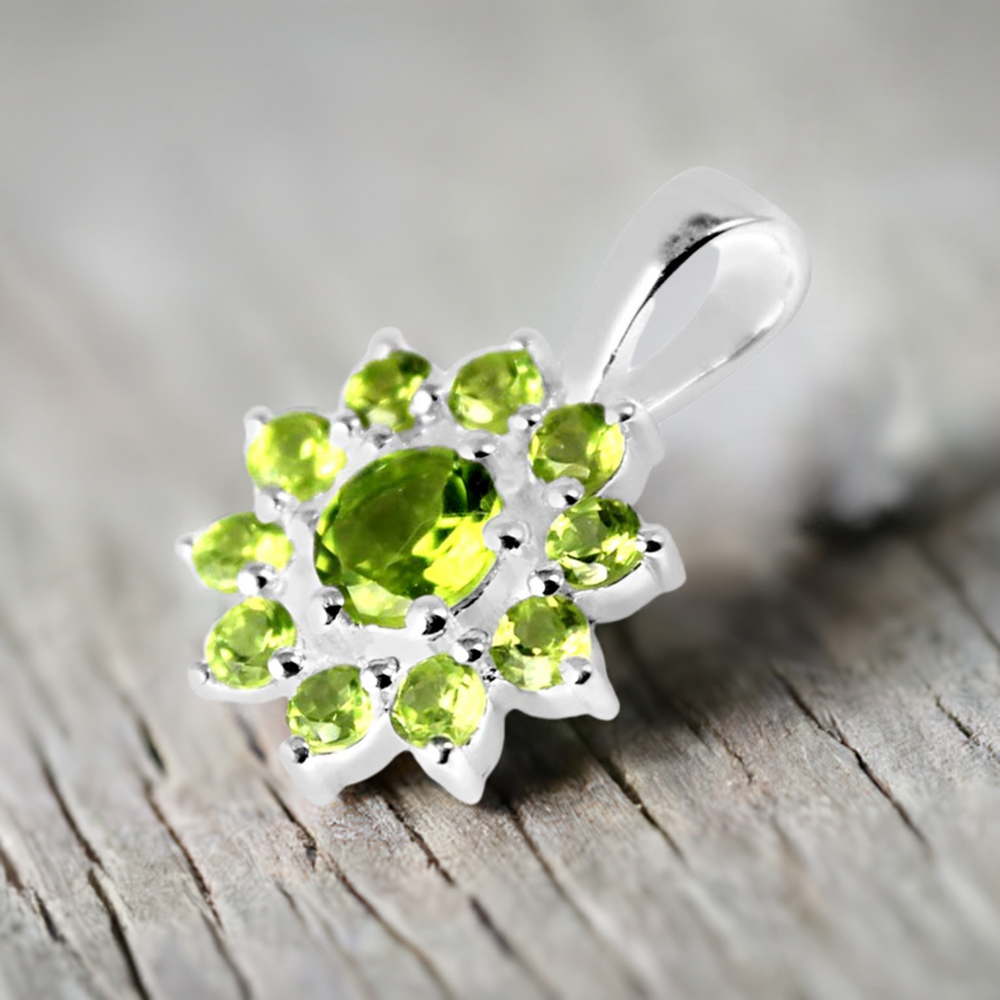 Peridot Gemstone Pendants In 925 Solid Silver Jewelry 925SP250-2