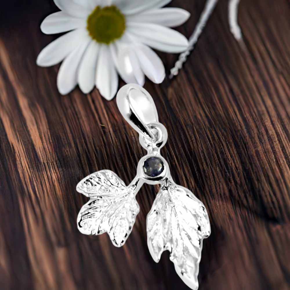 Fine Sterling Silver Pendants In Iolite Gemstone Jewelry 925SP254-4