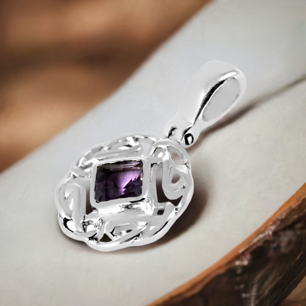Amethyst Gemstone Pendants In 925 Solid Silver Jewelry 925SP257-7