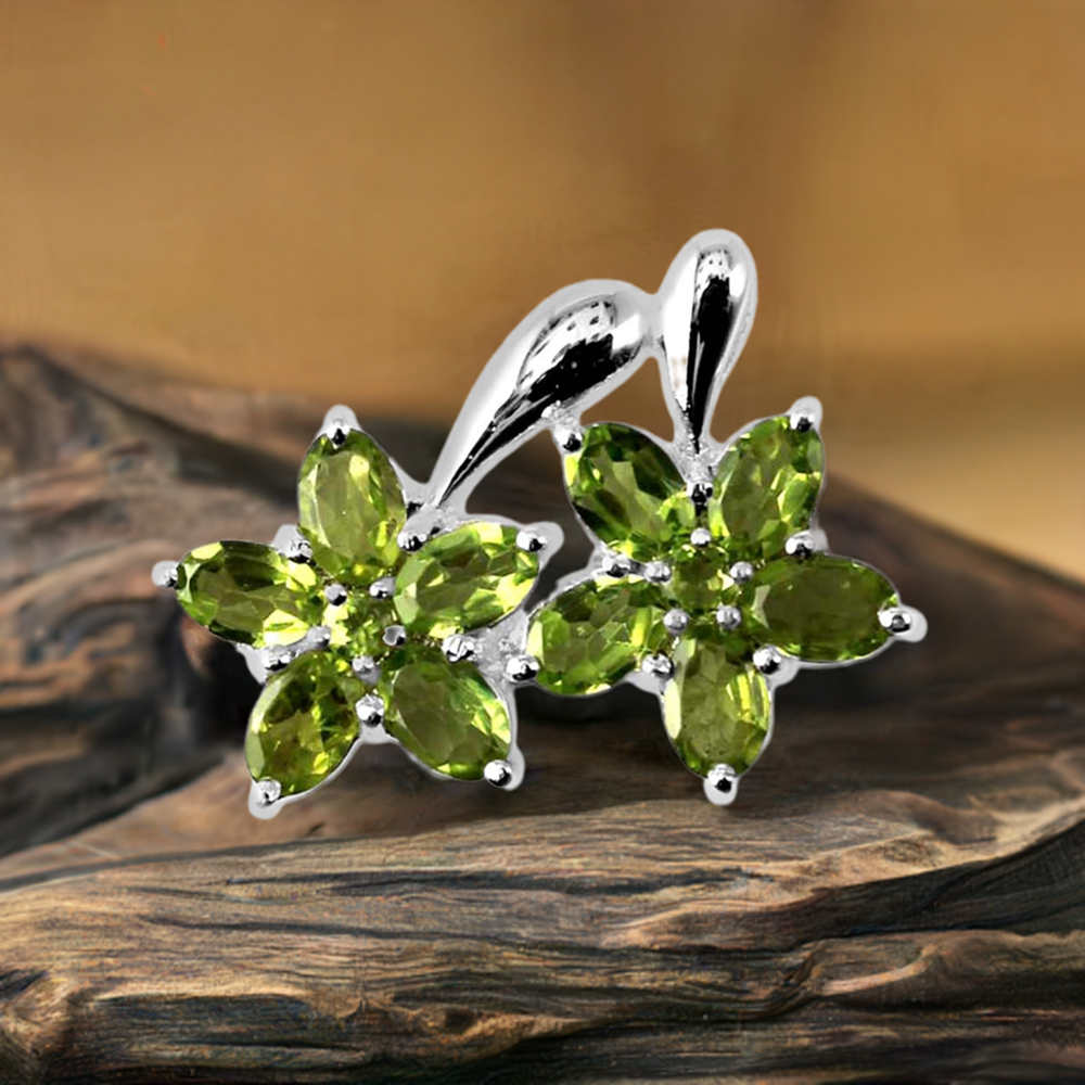 Peridot Gemstone Pendants In 925 Fine Silver Jewelry 925SP258-1
