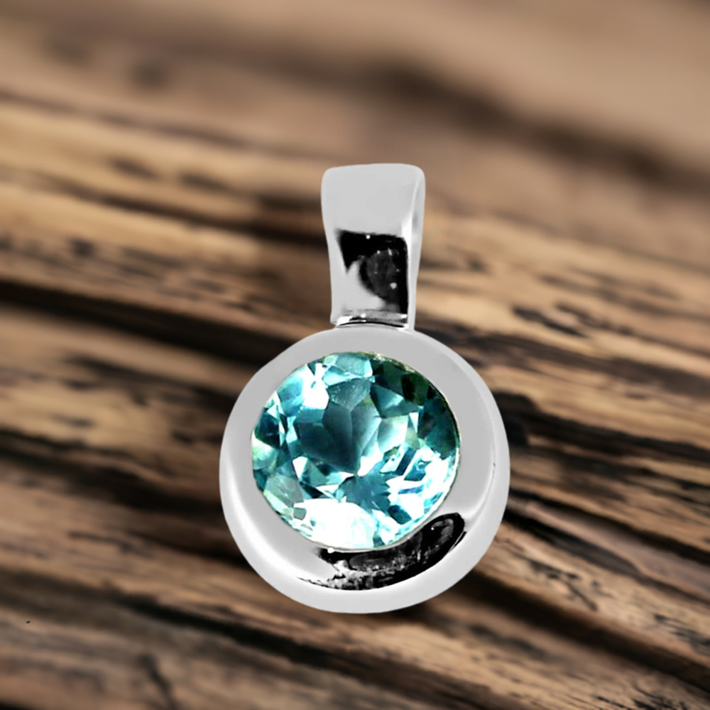 925 Solid Silver Pendants In Blue Topaz Gemstone Jewelry 925SP262-7