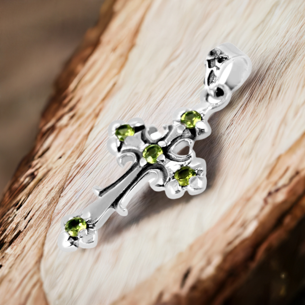 Peridot Gemstone Pendants In 925 Solid Silver Jewelry 925SP265-6