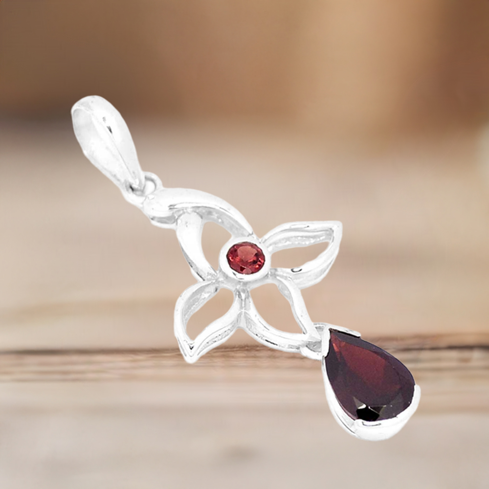 Garnet Gemstone Pendants In 925 Solid Silver Jewelry 925SP273-3