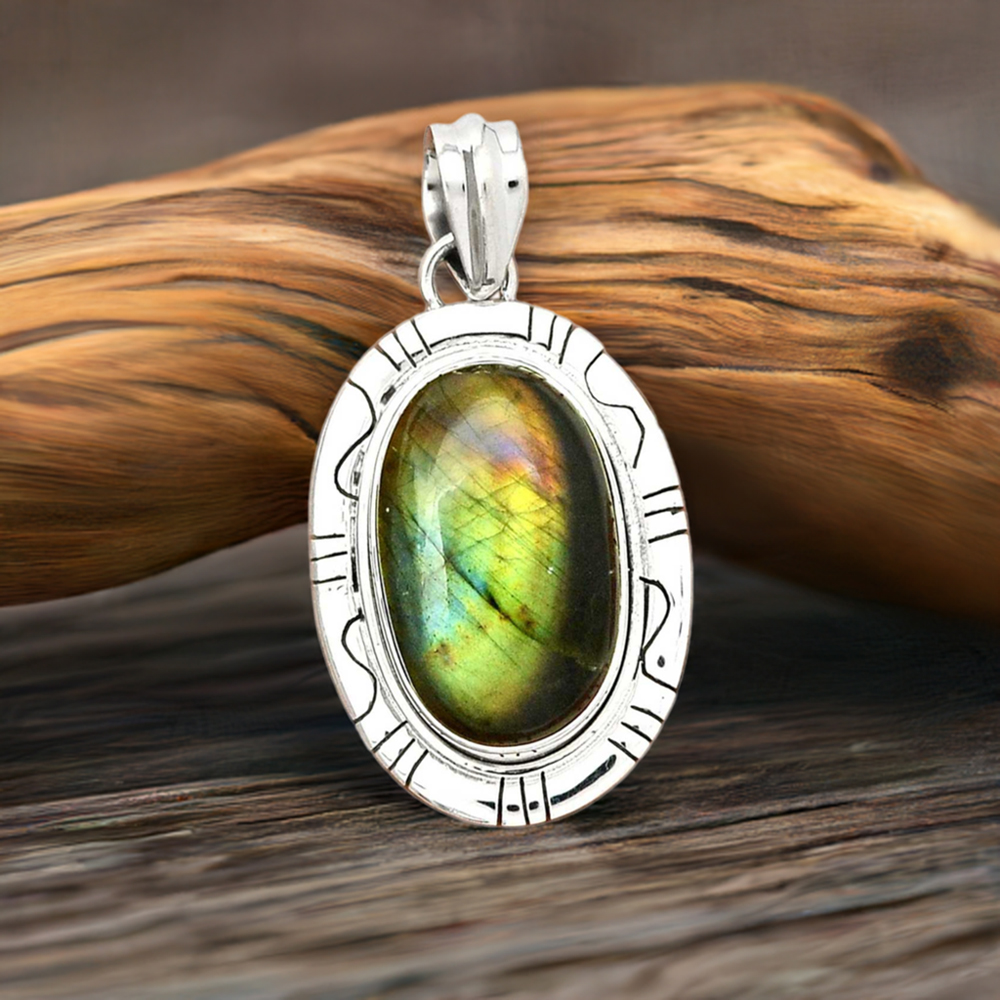 Labradorite Gemstone Pendants In 925 Fine Silver Jewelry 925SP40-3