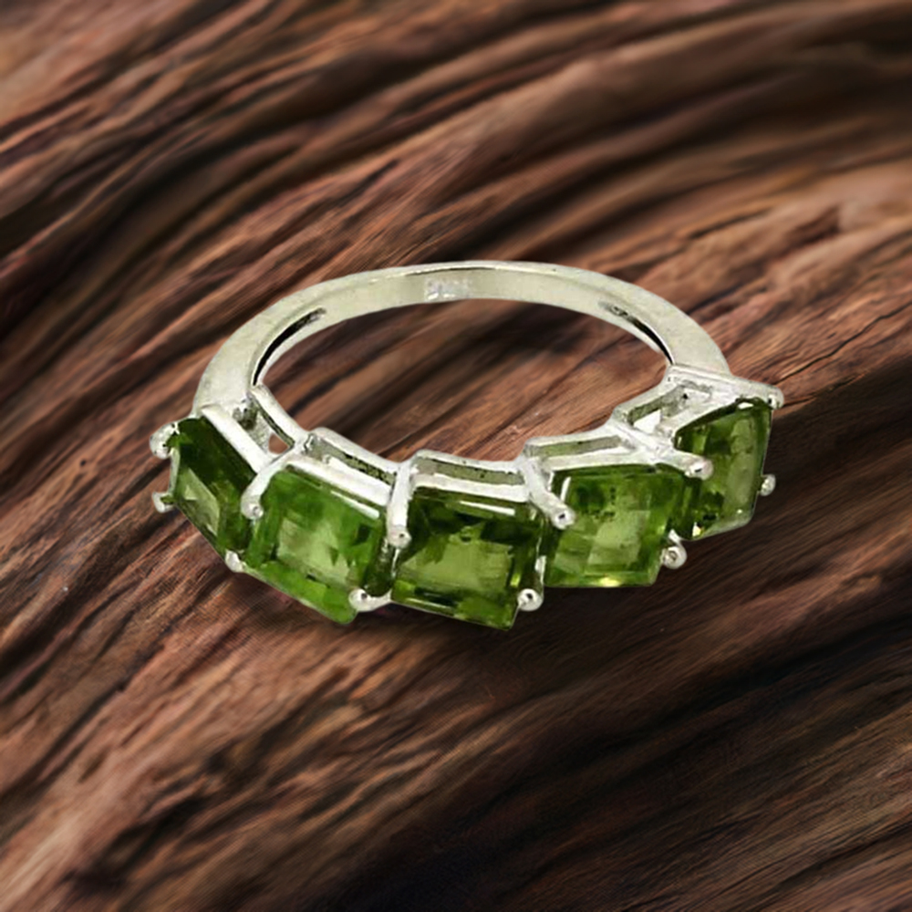 Peridot Gemstone Ring In Sterling Silver 925SR02-1