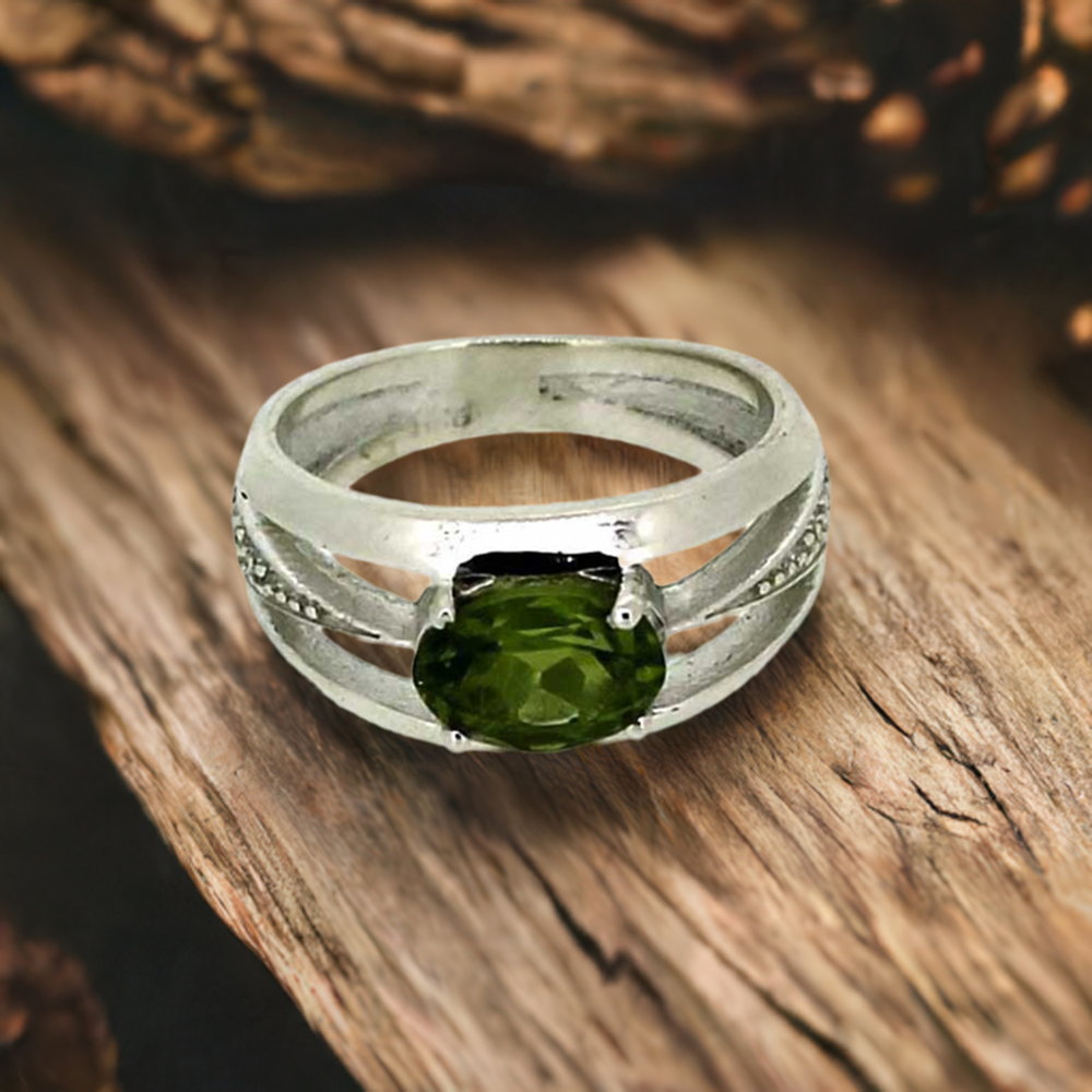 Stunning Peridot Gemstone Silver Rings 925SR027-3
