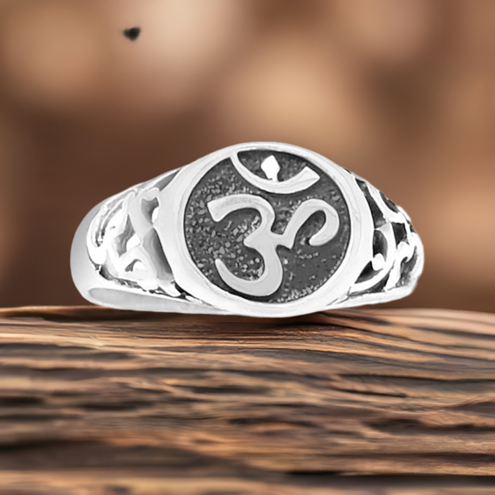 Om Sterling Silver Ring In 925SR2258