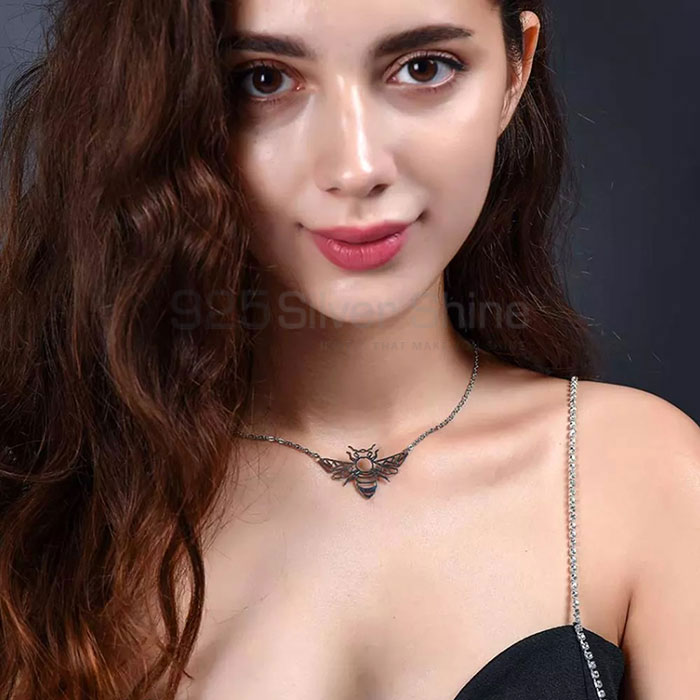 Bee Necklace, Animal Minimalist Necklace In 925 Sterling Silver AMN176_0