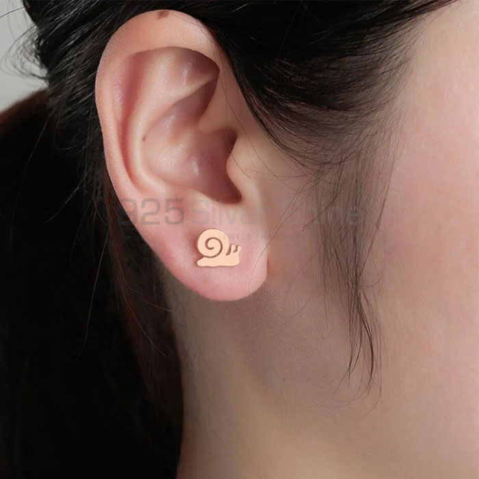 Snail Earring, Animal Minimalist Earring In 925 Sterling Silver AME80_0