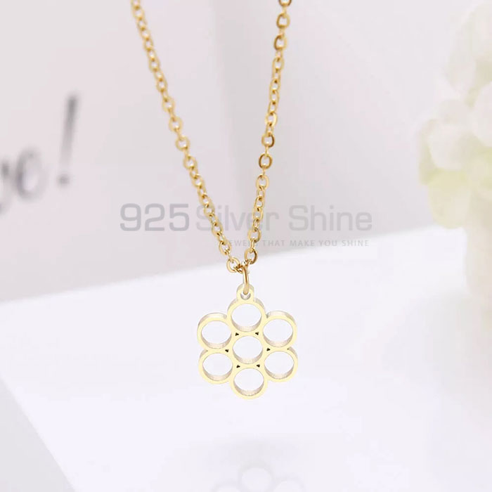 Stunning Flower Design Chain Necklace In Sterling Silver FWMN212_0