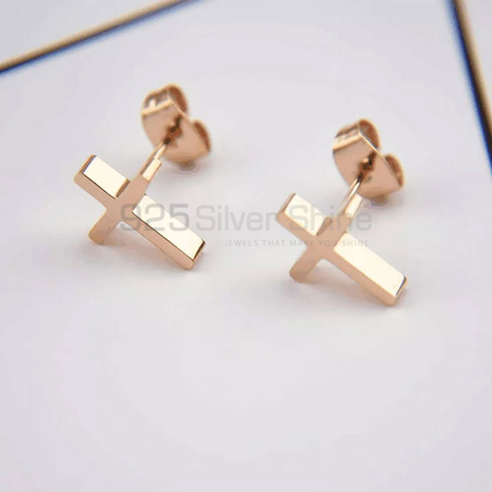 Small Cross Stud Earrings For A Trendy Look CRME59_0